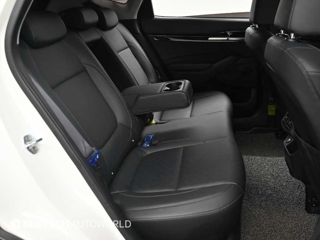 KIA Seltos - Vista 12