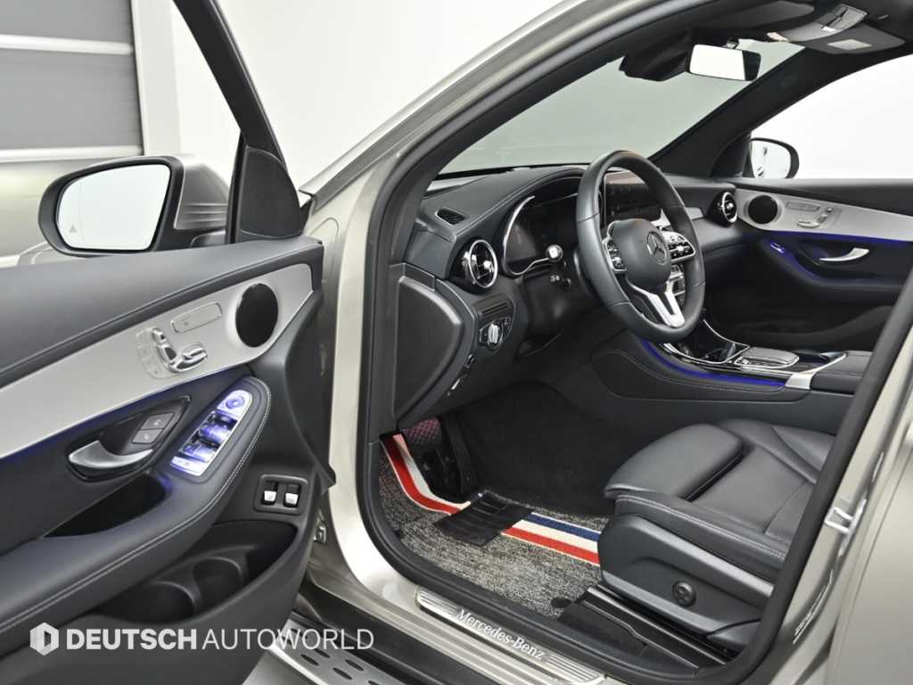 Mercedes Benz GLC Class - Vista 11