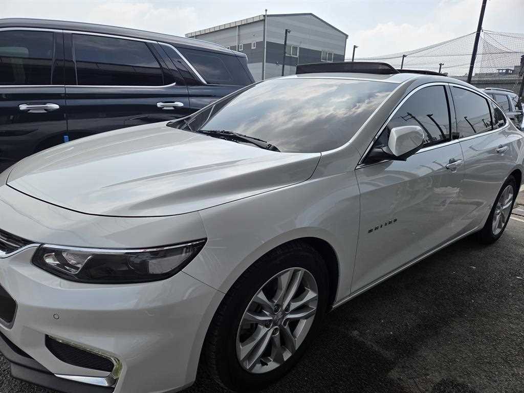 Chevrolet Malibu - Vista 2