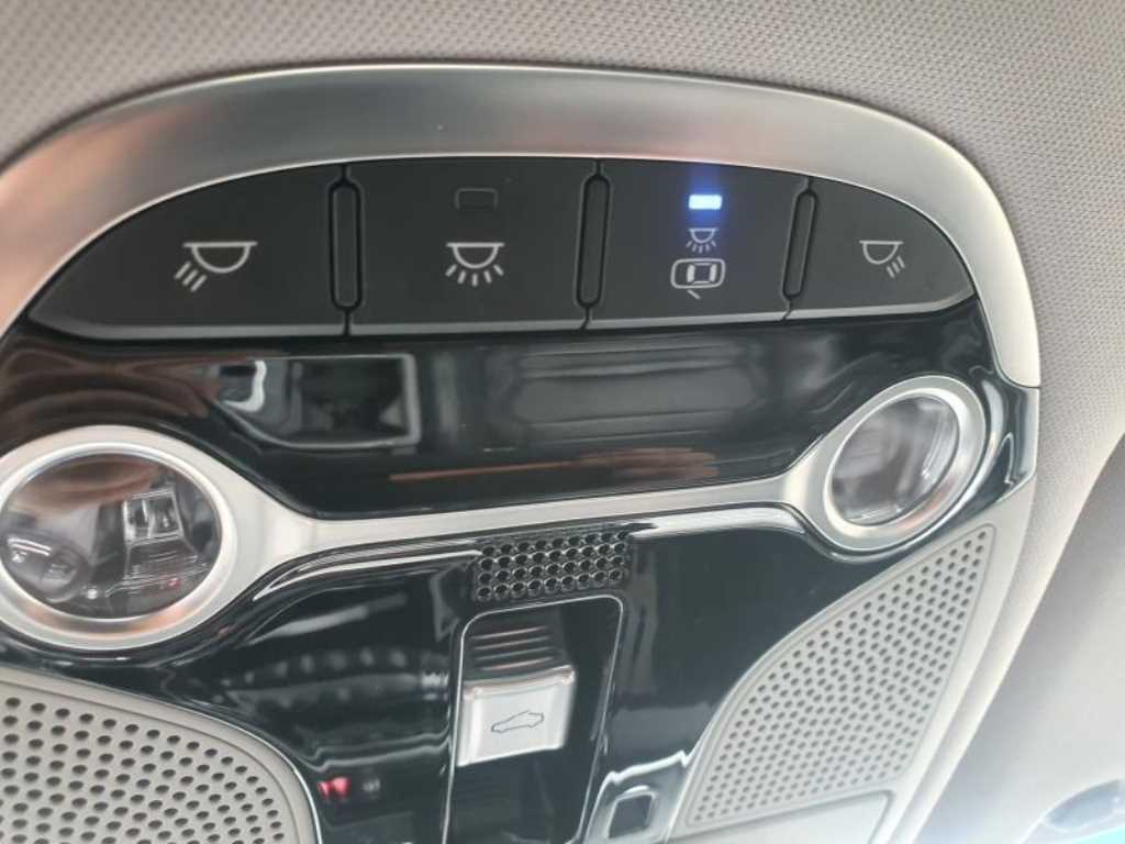 HYUNDAI Grandeur - Vista 5