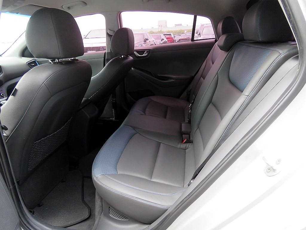 HYUNDAI Ioniq - Vista 7