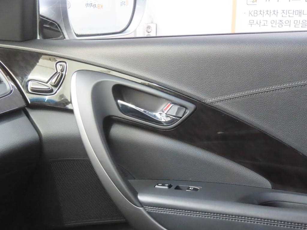 HYUNDAI Grandeur 2013 - Importación desde Corea - HF Imports Iquique - Foto 16