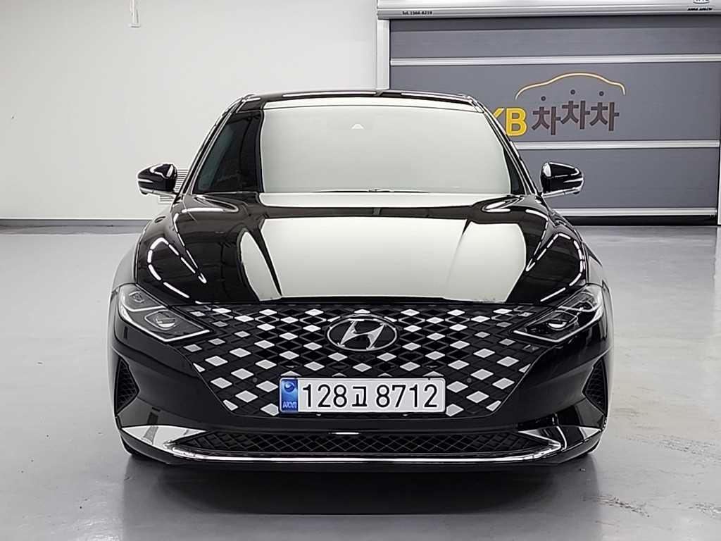HYUNDAI Grandeur - Vista 2