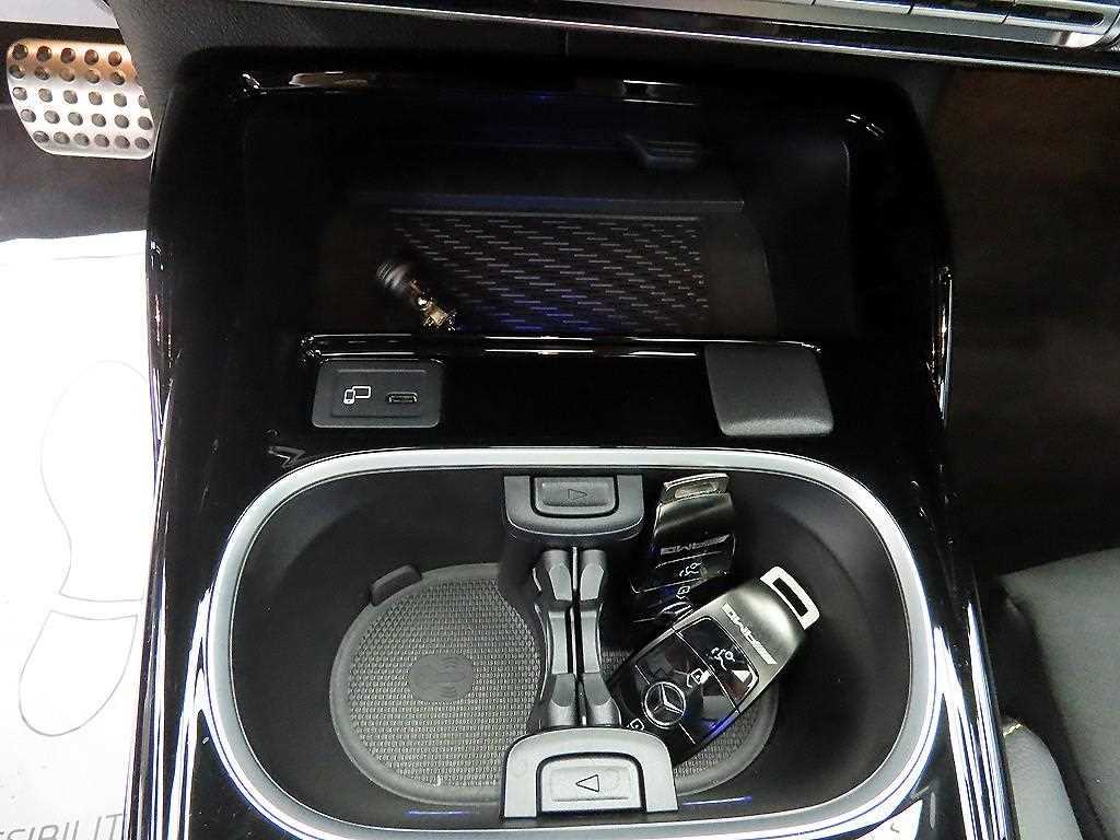 Mercedes Benz CLA Class 2023 Negro - Importación desde Corea - HF Imports Iquique - Foto 13