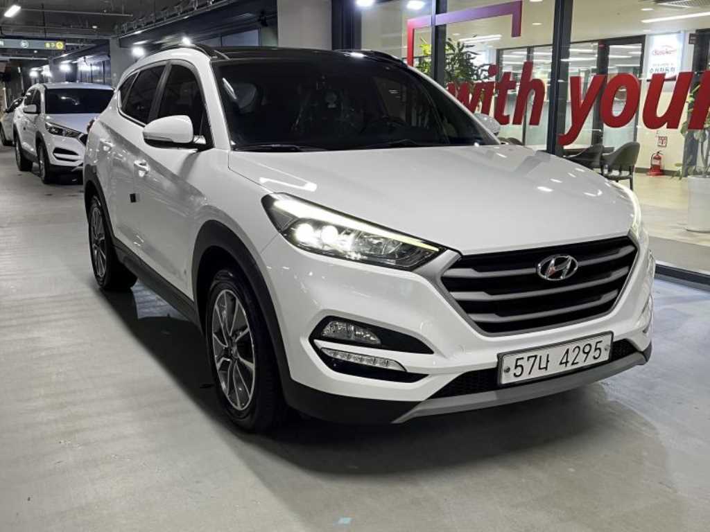 HYUNDAI Tucson 2018 - Importación desde Corea - HF Imports Iquique - Foto 1