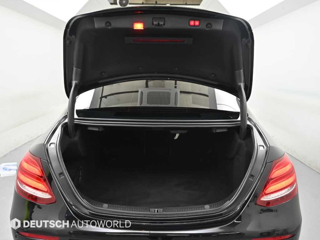 Mercedes Benz E class 2019 Negro - Importación desde Corea - HF Imports Iquique - Foto 19