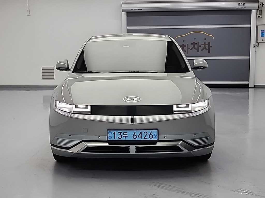 HYUNDAI Ioniq 5 - Vista 2