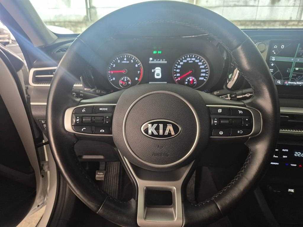 KIA K5 - Vista 4