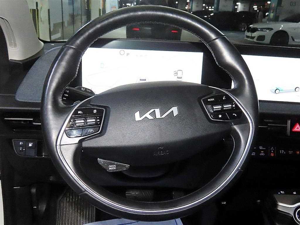 KIA EV6 - Vista 8