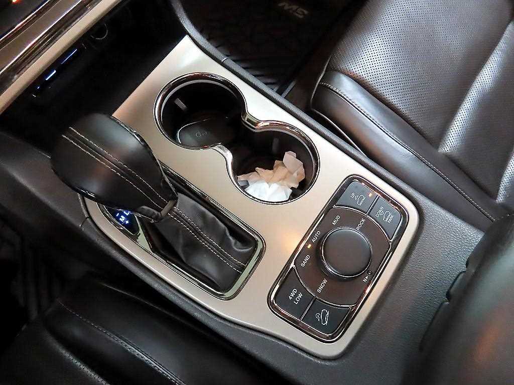 Jeep Cherokee - Vista 10