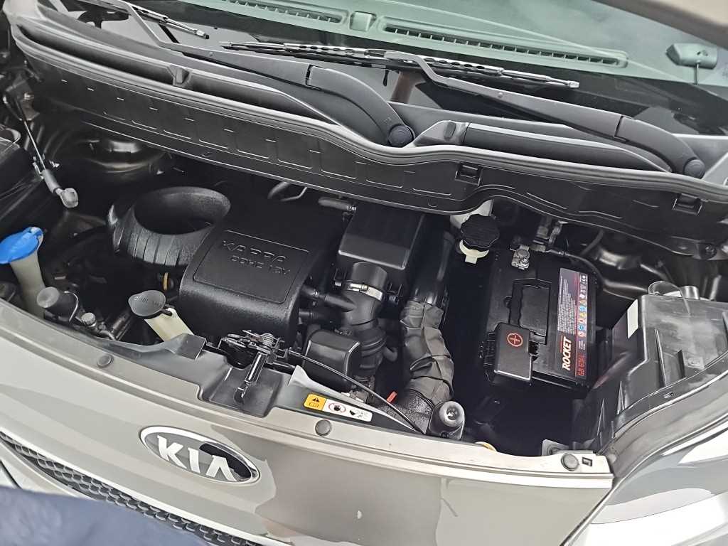 KIA Ray - Vista 5