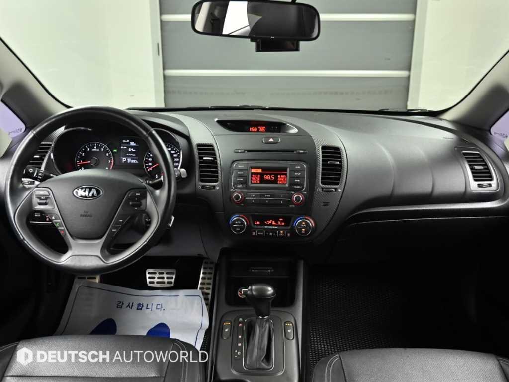 KIA K3 - Vista 7