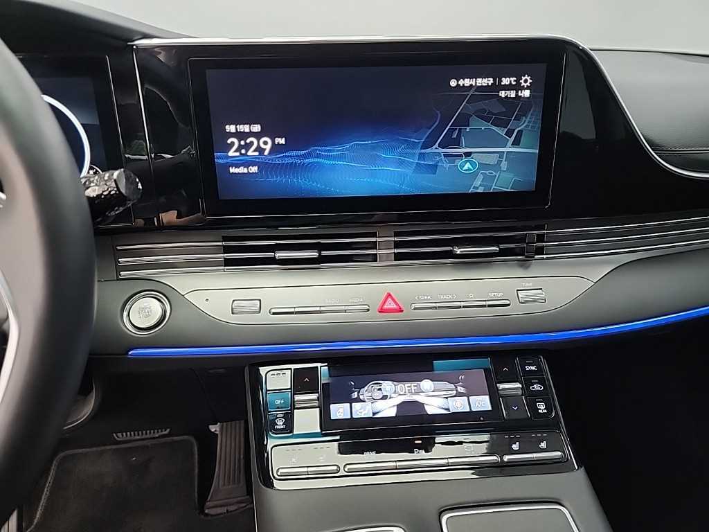 HYUNDAI Grandeur - Vista 10