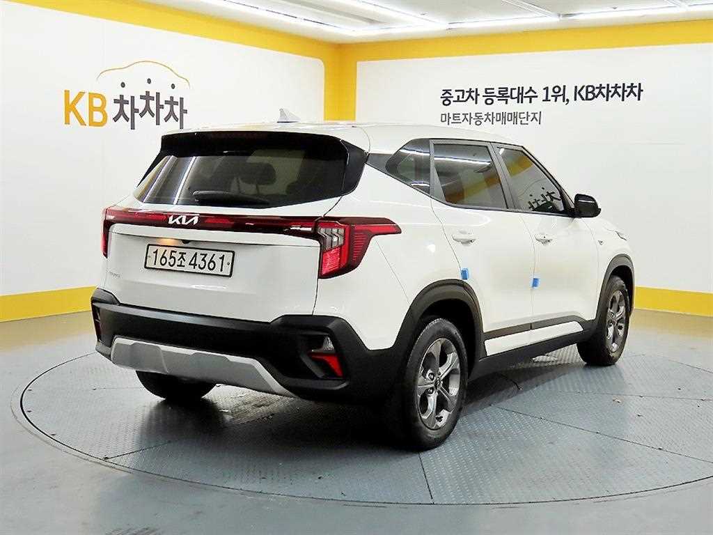 KIA Seltos - Vista 2