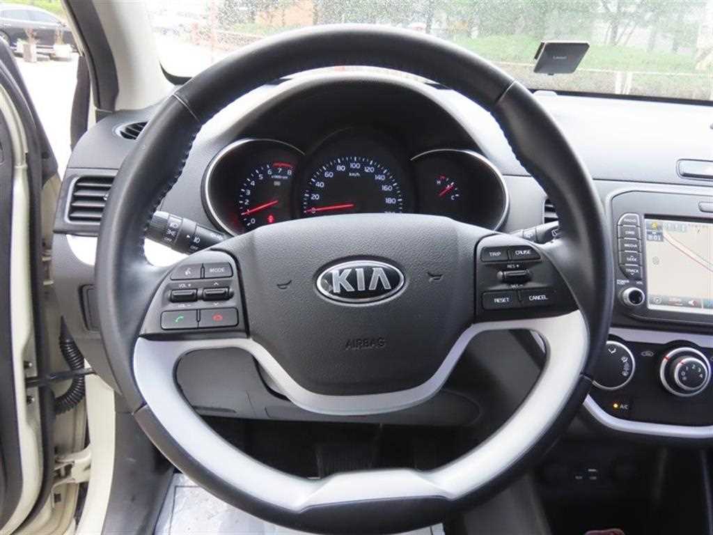 KIA Morning - Vista 10