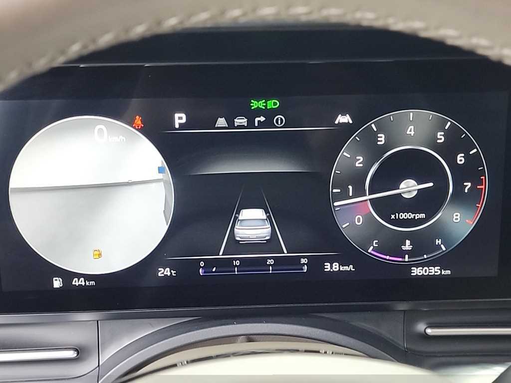 KIA Carnival - Vista 6