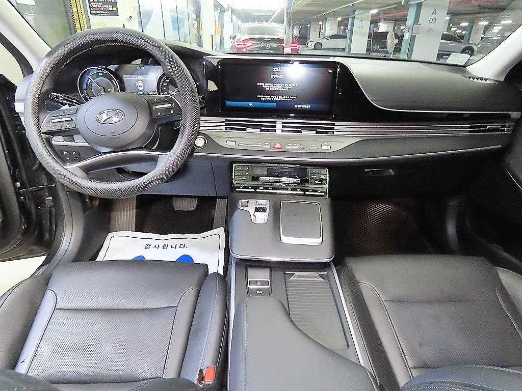 HYUNDAI Grandeur - Vista 10