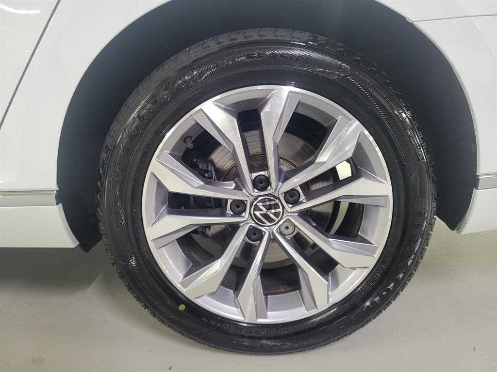 Volkswagen Passat - Vista 7