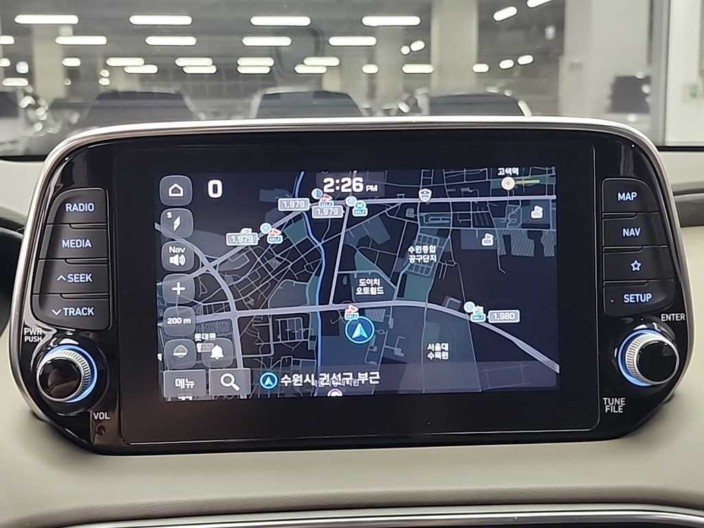HYUNDAI Santa Fe 2019 Blanco - Importación desde Corea - HF Imports Iquique - Foto 15
