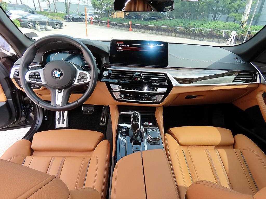 BMW 5 Series - Vista 7