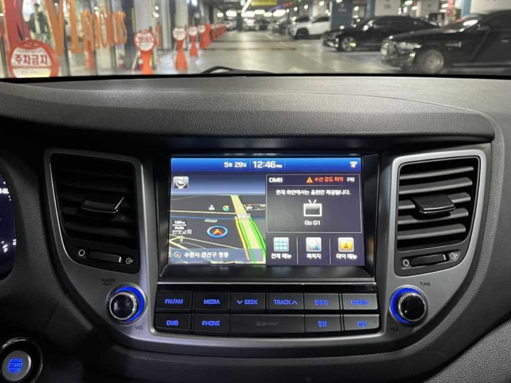 HYUNDAI Tucson - Vista 9