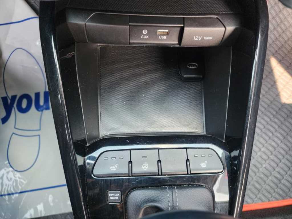 KIA Stonic 2018 - Importación desde Corea - HF Imports Iquique - Foto 13