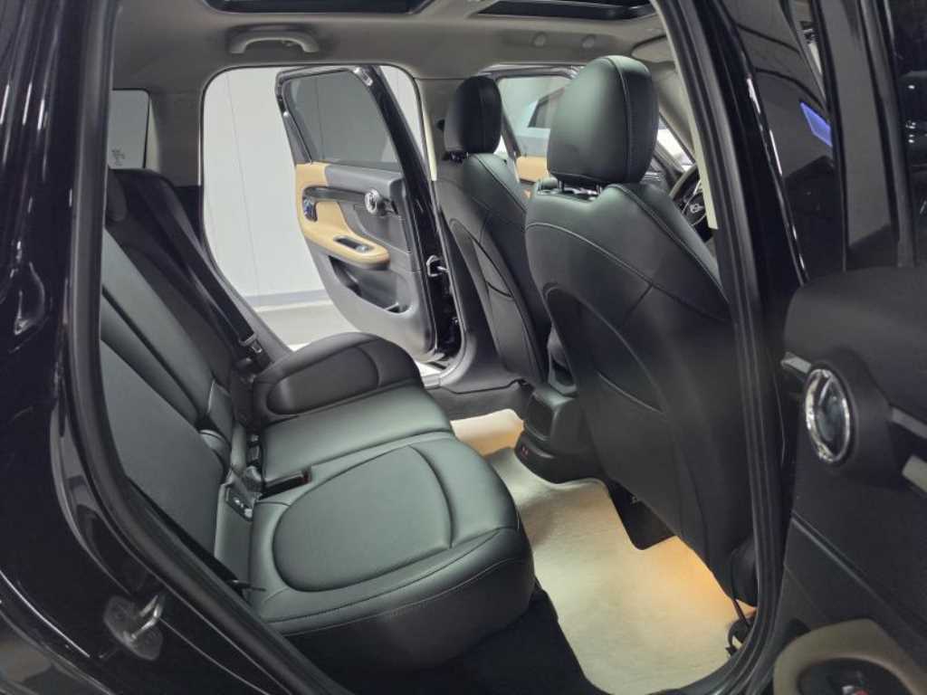 Mini Countryman - Vista 7