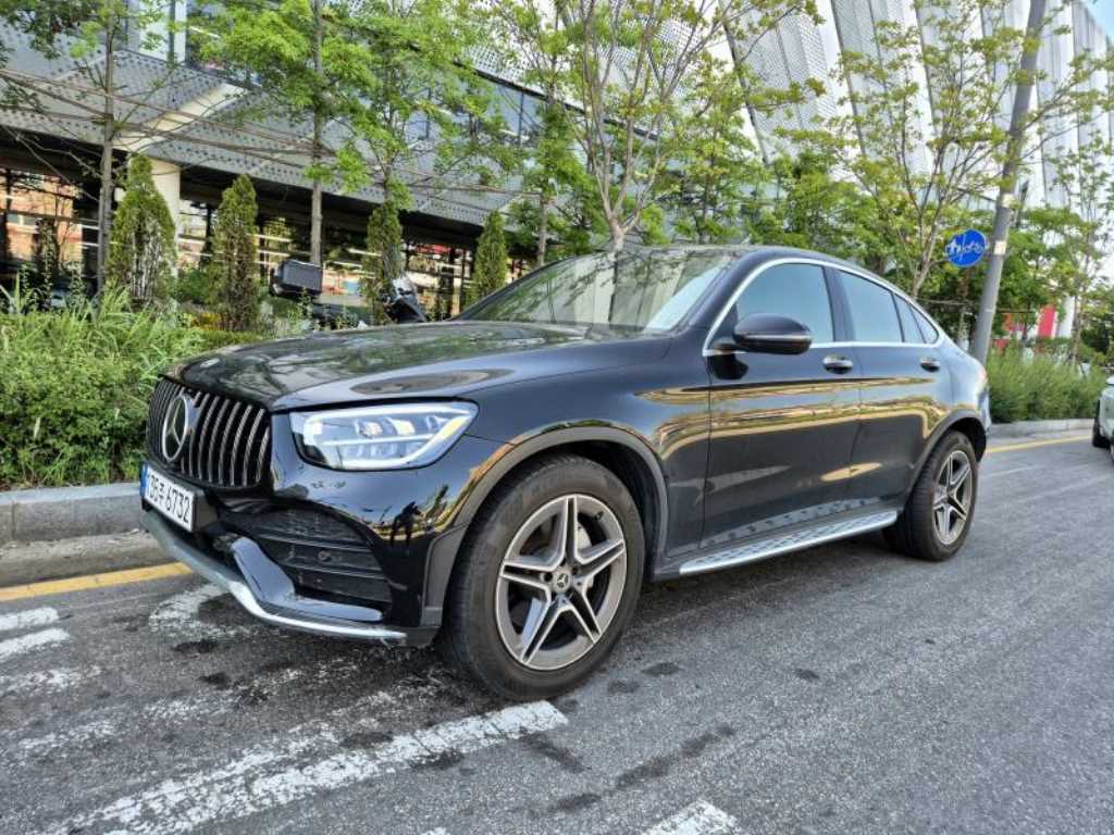 Mercedes Benz GLC Class - Vista 2