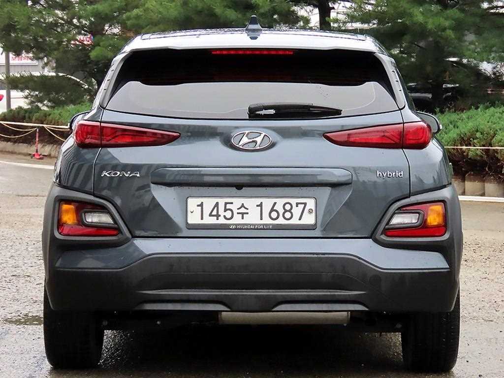 HYUNDAI Kona - Vista 4