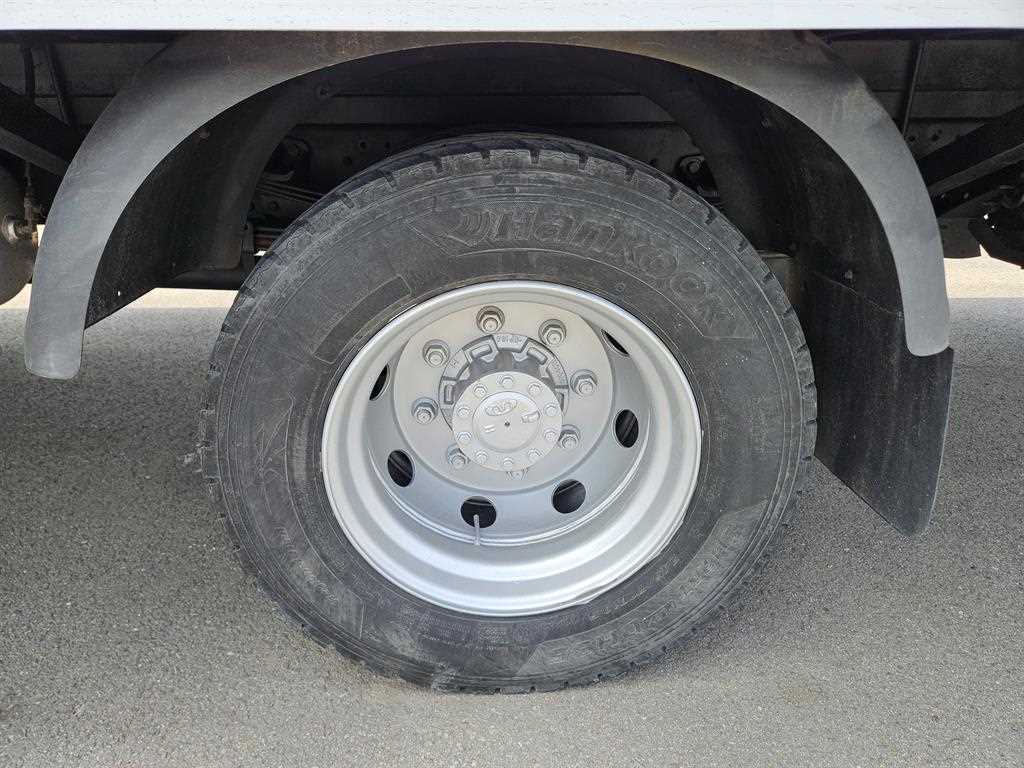medium and large cargo truck 2022 Blanco - Importación desde Corea - HF Imports Iquique - Foto 19