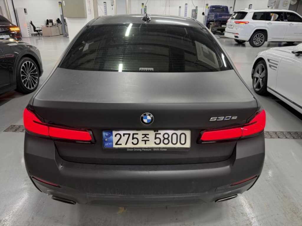 BMW 5 Series - Vista 3