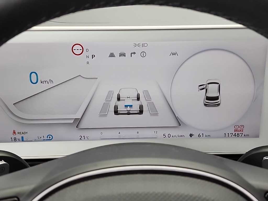 HYUNDAI Ioniq 5 - Vista 6