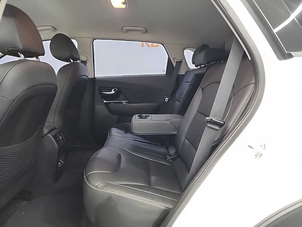 KIA Niro - Vista 12
