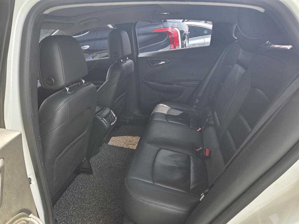 Chevrolet Malibu 2017 Blanco - Importación desde Corea - HF Imports Iquique - Foto 13