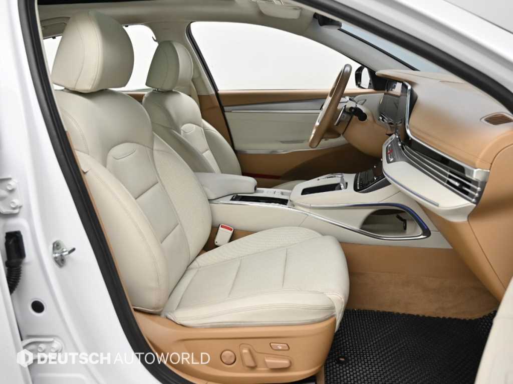 HYUNDAI Grandeur - Vista 12