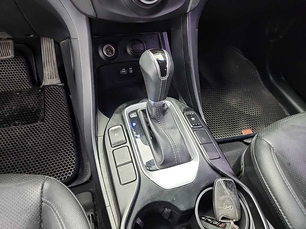 HYUNDAI Santa Fe - Vista 8