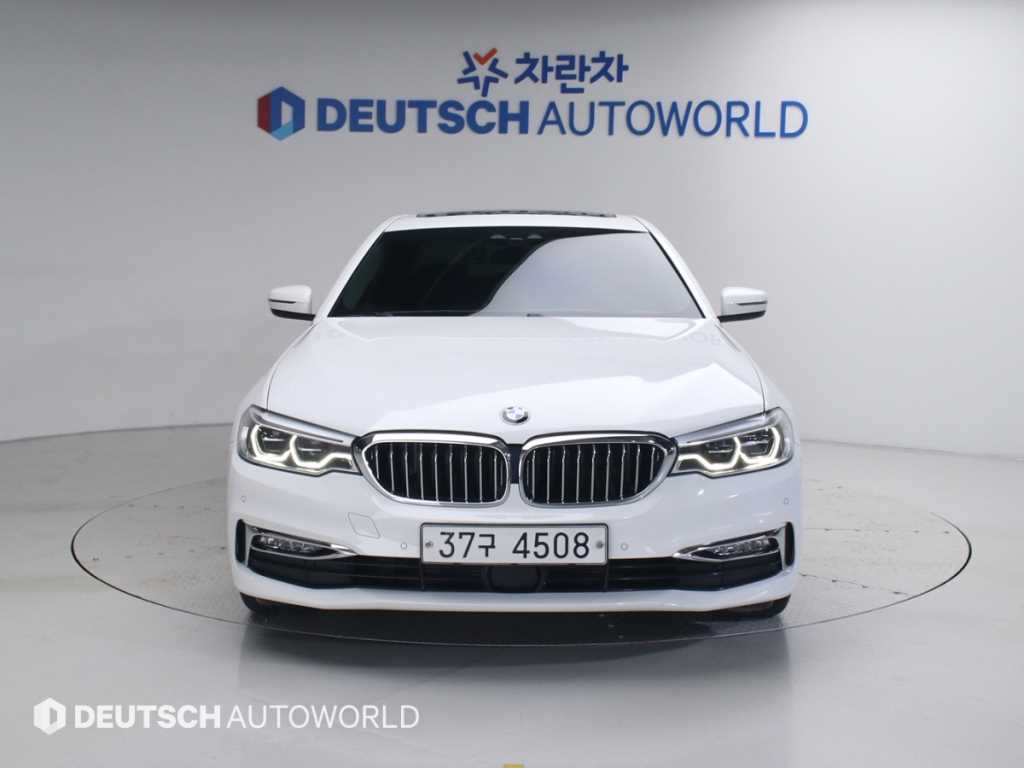 BMW 5 Series - Vista 3