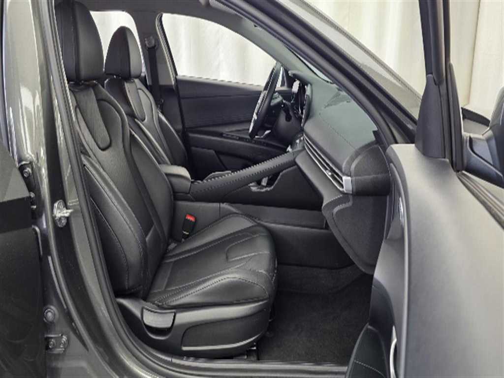 HYUNDAI Avante - Vista 10