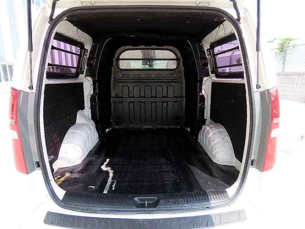 HYUNDAI Starex 2015 Blanco - Importación desde Corea - HF Imports Iquique - Foto 17
