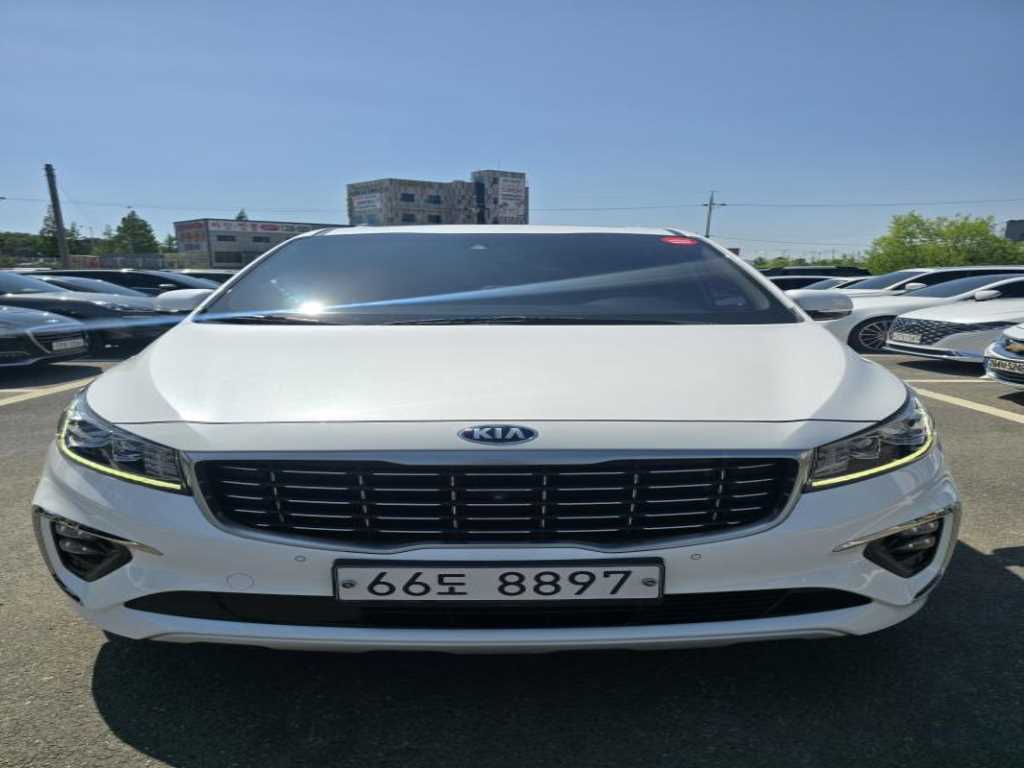 KIA Carnival - Vista 2