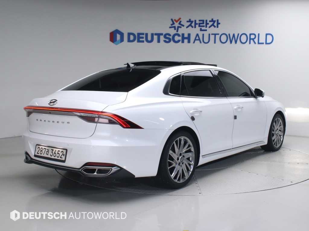 HYUNDAI Grandeur - Vista 2