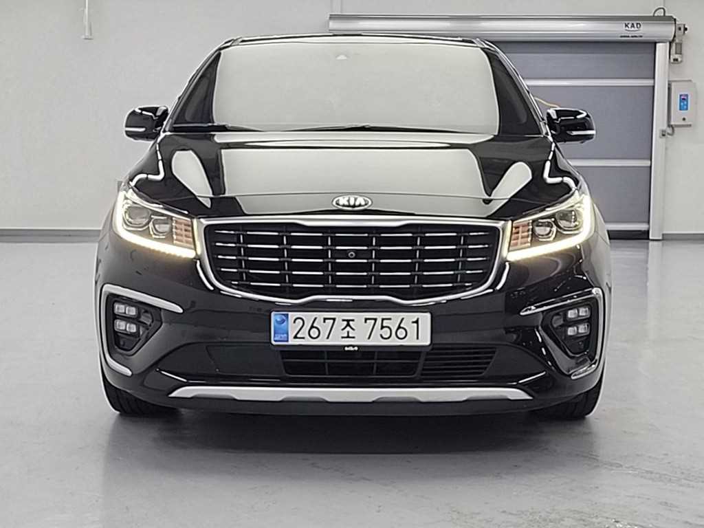 KIA Carnival - Vista 2