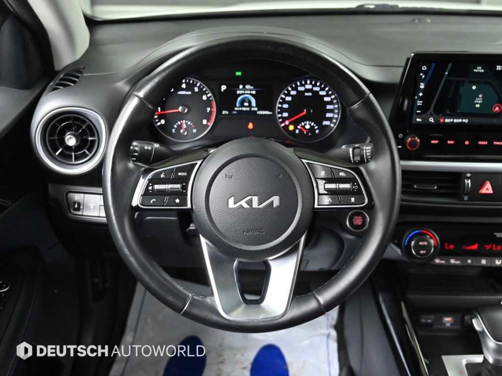 KIA K3 2022 Blanco - Importación desde Corea - HF Imports Iquique - Foto 13