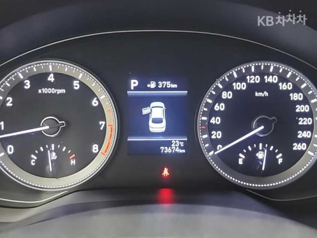 HYUNDAI Grandeur - Vista 6