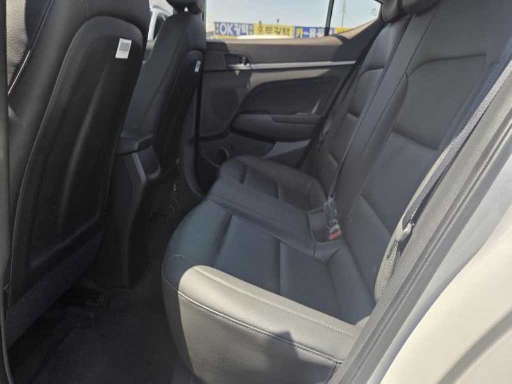 HYUNDAI Avante 2018 - Importación desde Corea - HF Imports Iquique - Foto 15
