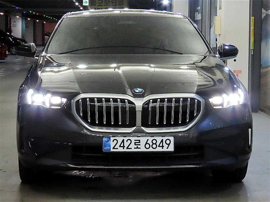 BMW 5 Series - Vista 2