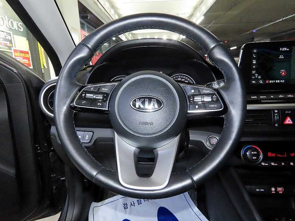 KIA K3 - Vista 8