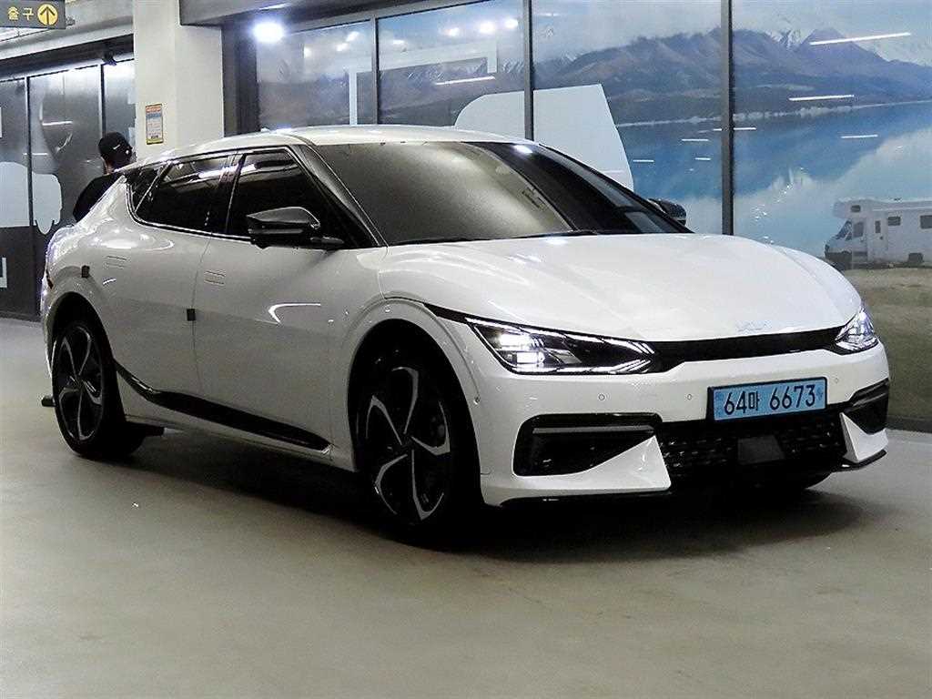 KIA EV6 2023 Blanco - Importación desde Corea - HF Imports Iquique - Foto 1