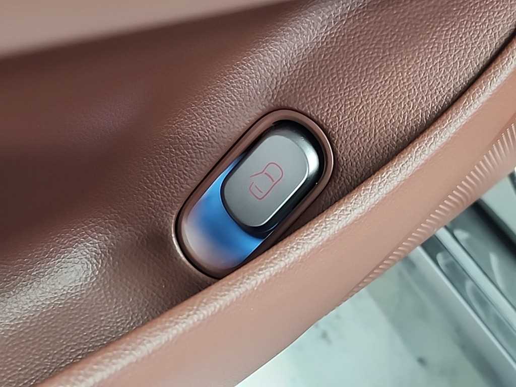 Genesis G90 2025 - Importación desde Corea - HF Imports Iquique - Foto 15