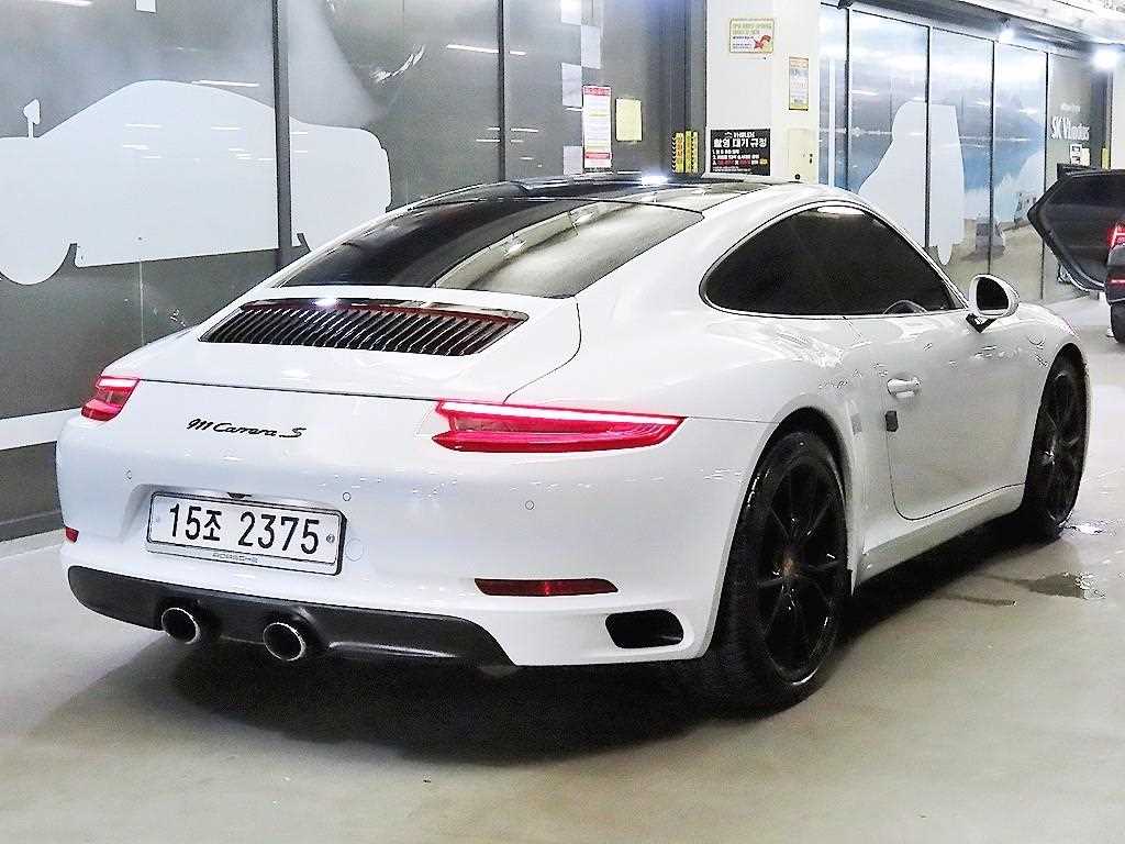 Porsche 911 - Vista 4